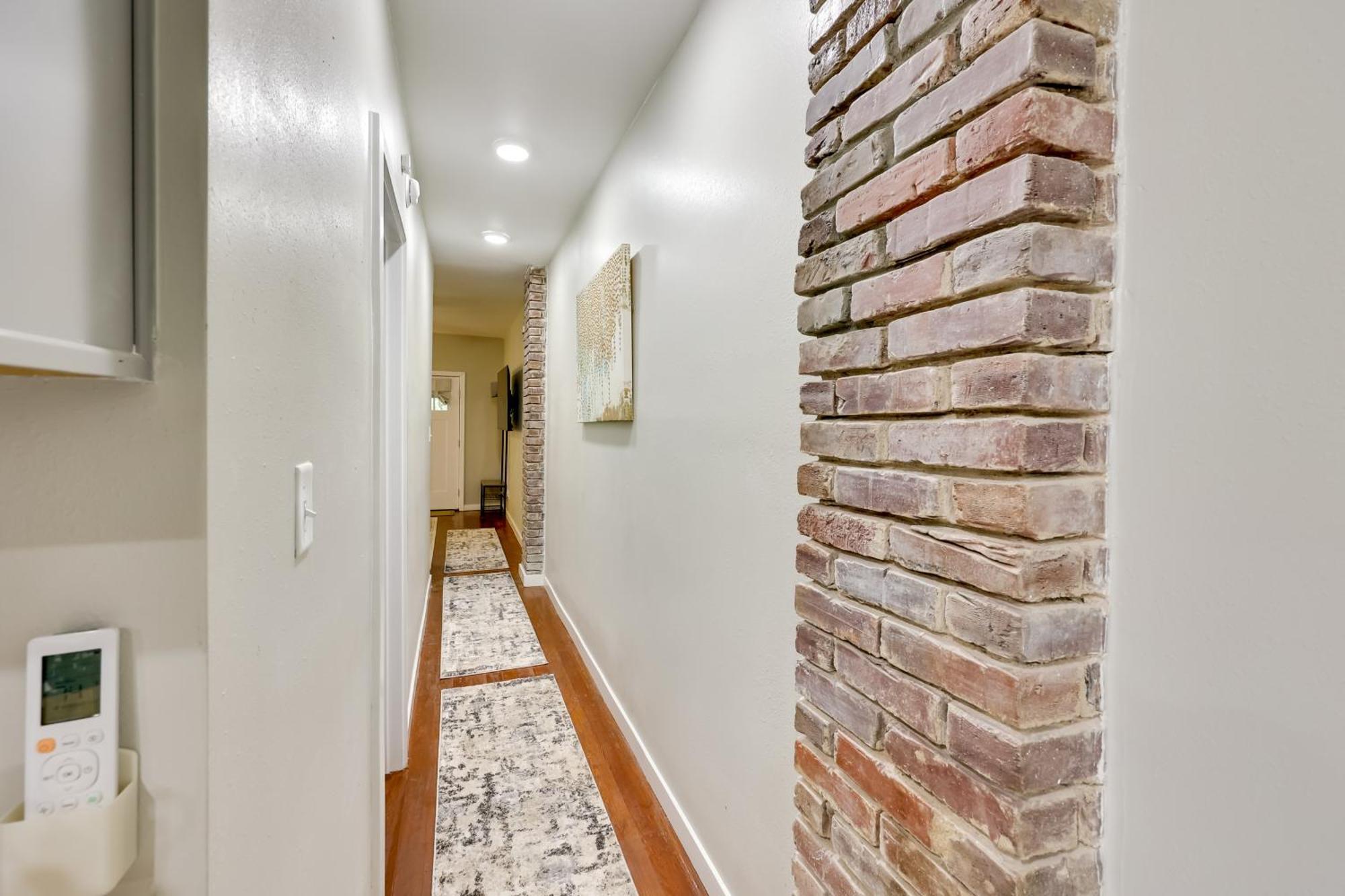 Hot Springs Home With Yard, Walk To Bathhouse Row! Exterior photo